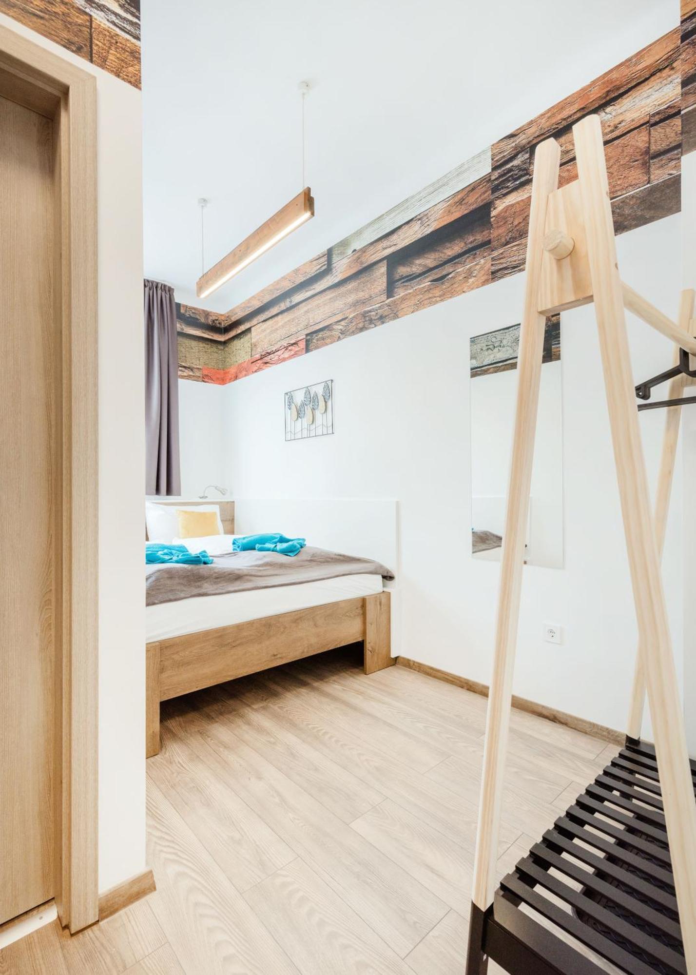 Elemental Retreats - Wood & Water Studios Budapest Esterno foto
